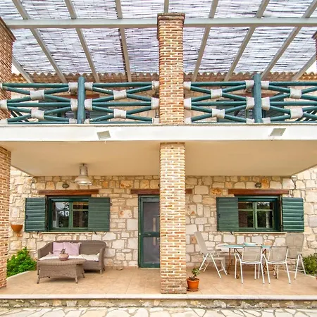 Villa Valory's House - The Stone House