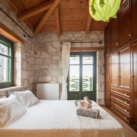 Valory's House - The Stone House *