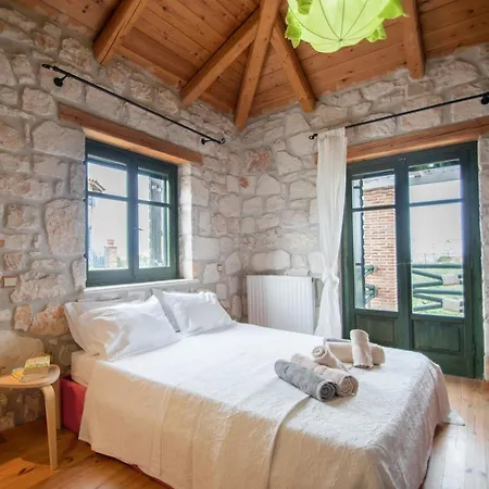 Valory's House - The Stone House *